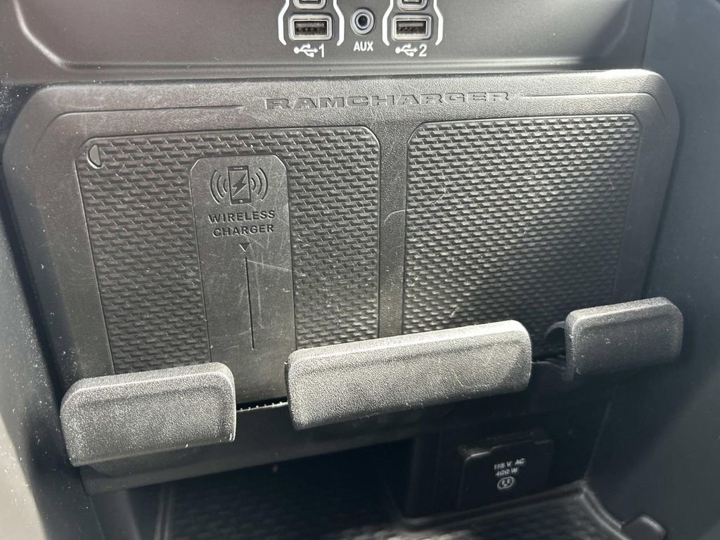 Used 2025 RAM 1500 Big Horn image 32