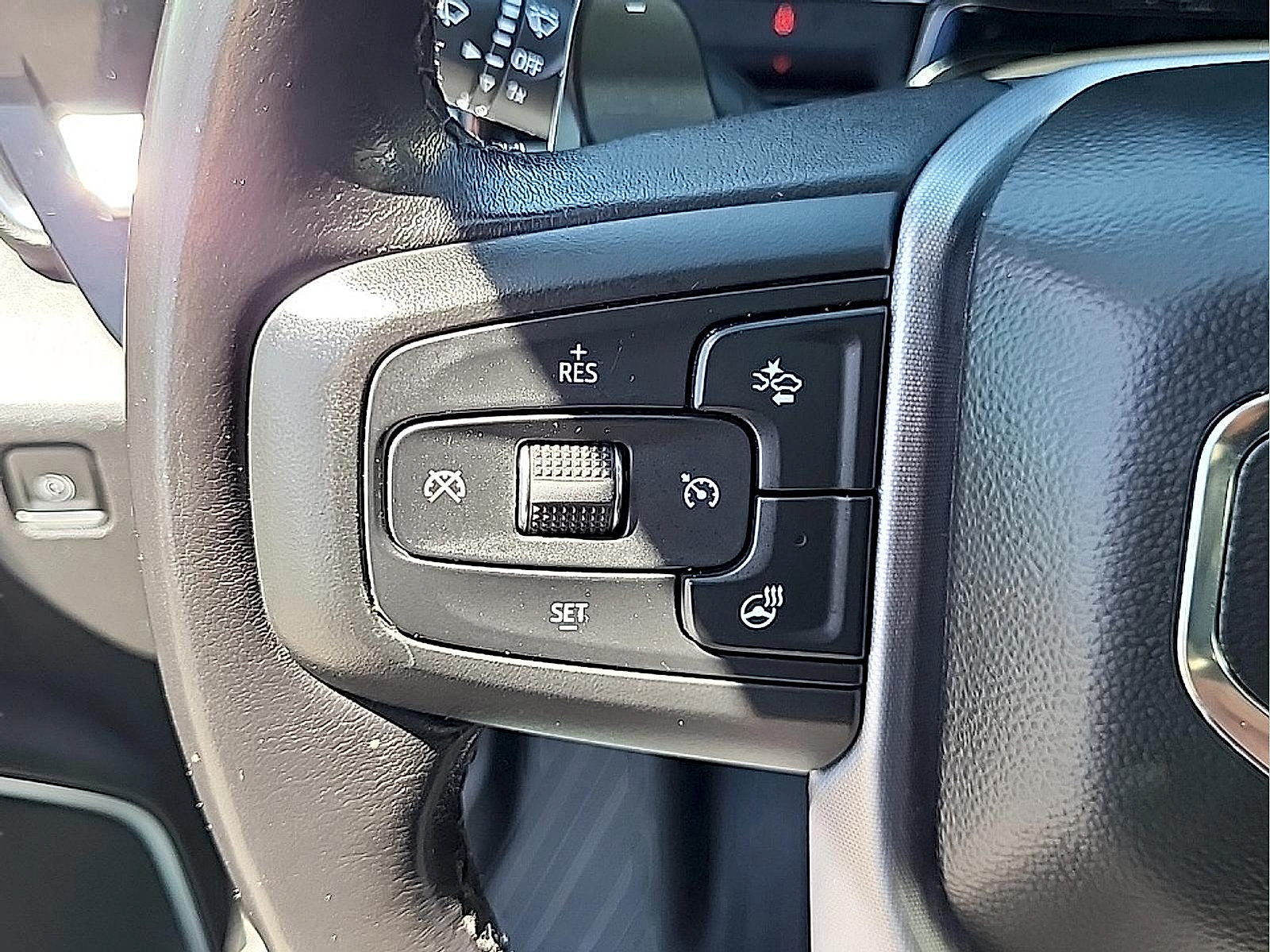 Used 2022 GMC Sierra 1500 Elevation w/ Elevation Premium Package AWD/4WD image 18