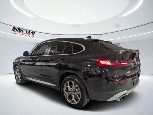 Used 2022 BMW X4 xDrive30i w/ Parking Assistance Package AWD/4WD image 5