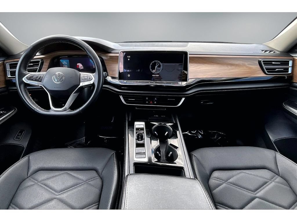 Used 2024 Volkswagen Atlas SE FWD image 7