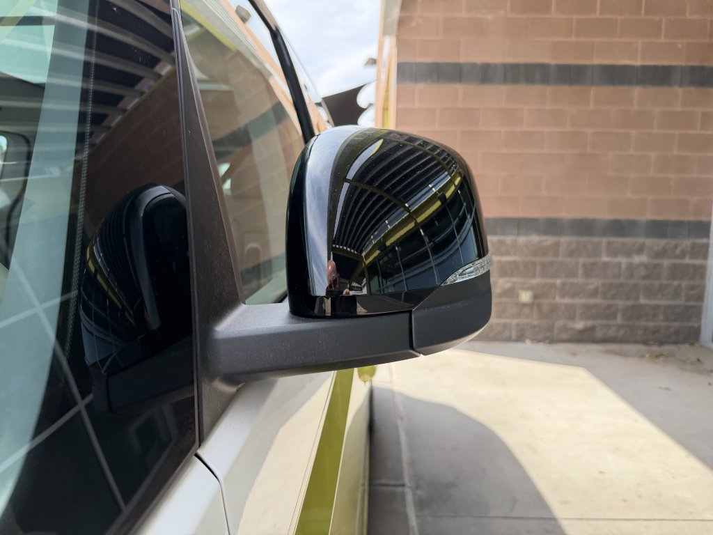 Used 2025 Volkswagen ID. Buzz 1st Edition RWD image 12