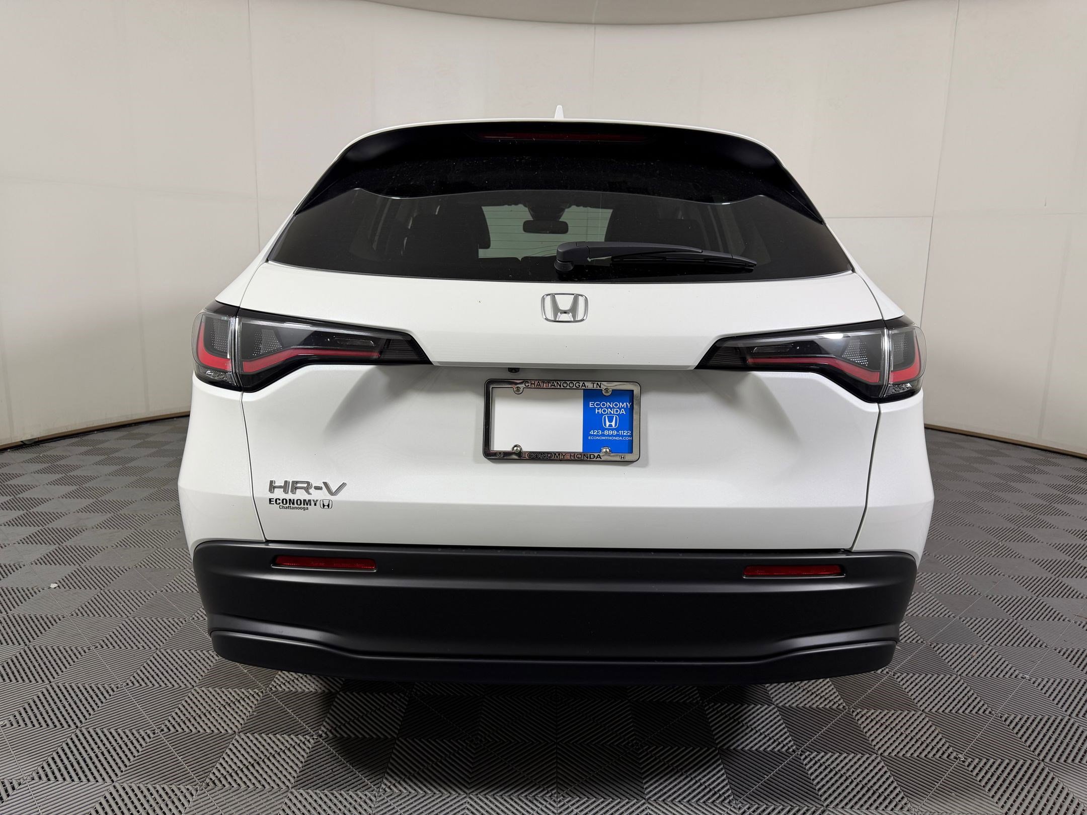 New 2027 Honda HR-V LX image 8