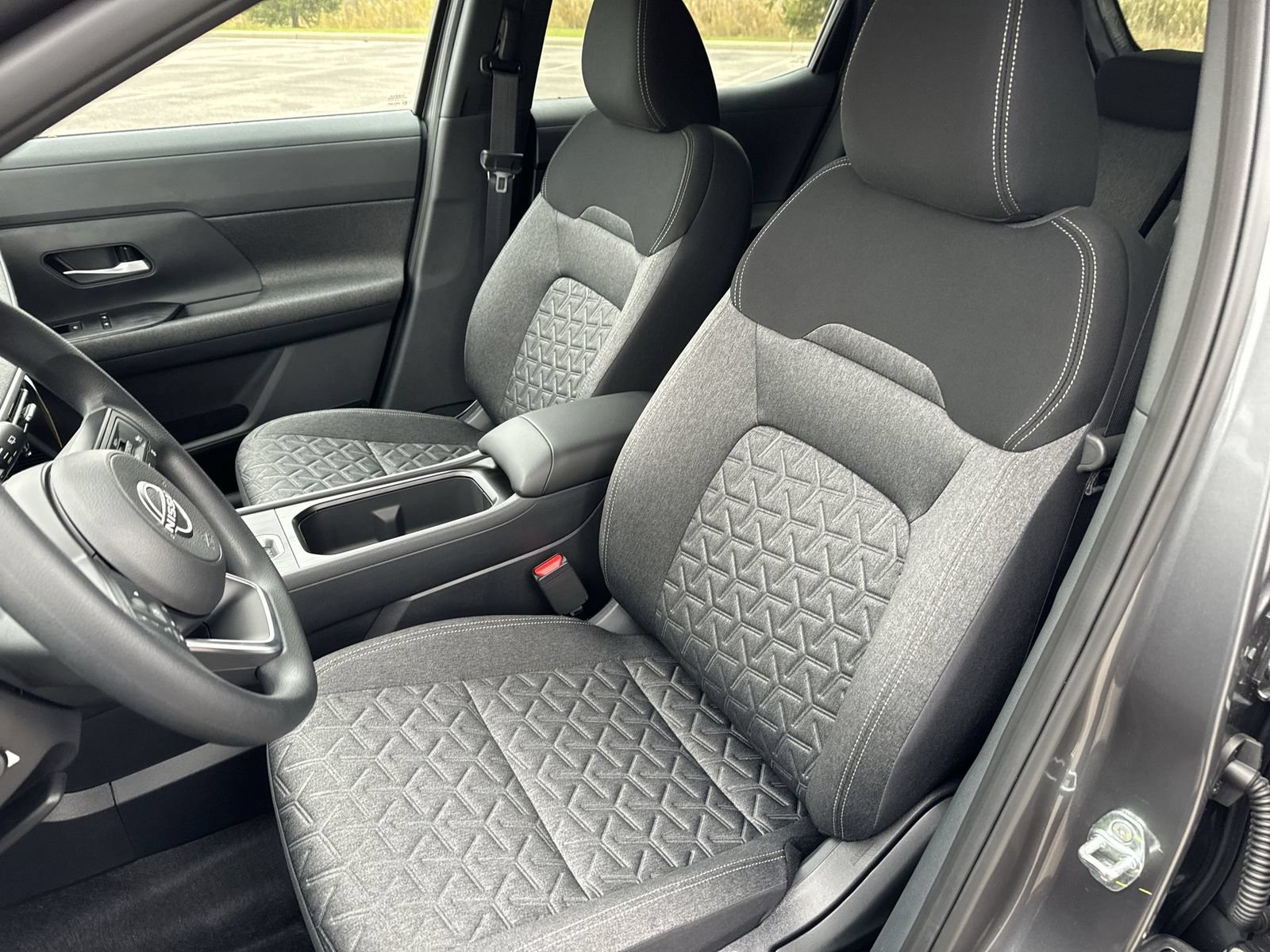New 2026 Nissan Kicks SV w/ SV Premium Package AWD/4WD image 20
