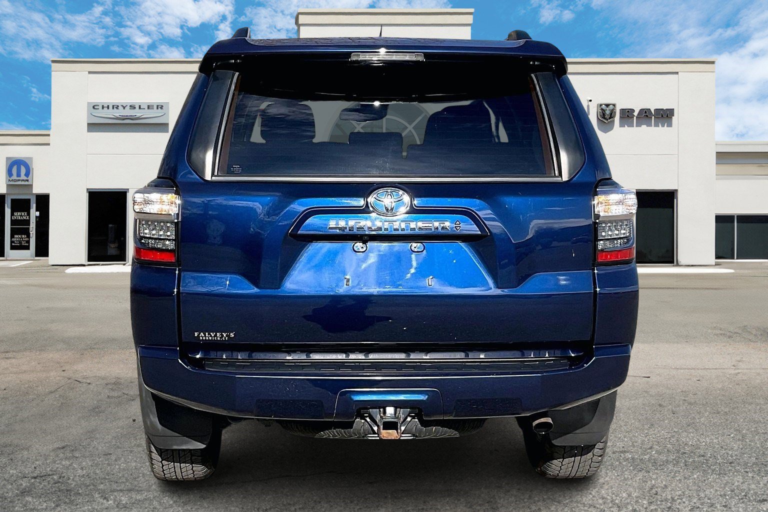 Used 2022 Toyota 4Runner SR5 image 4