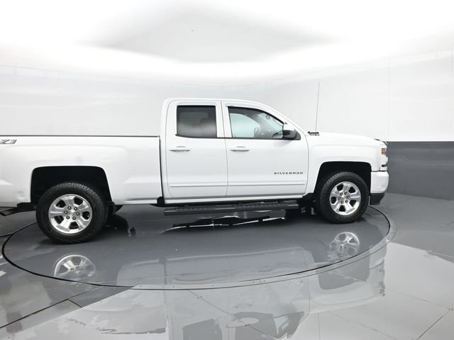 Used 2018 Chevrolet Silverado 1500 LT w/ All Star Edition AWD/4WD image 4