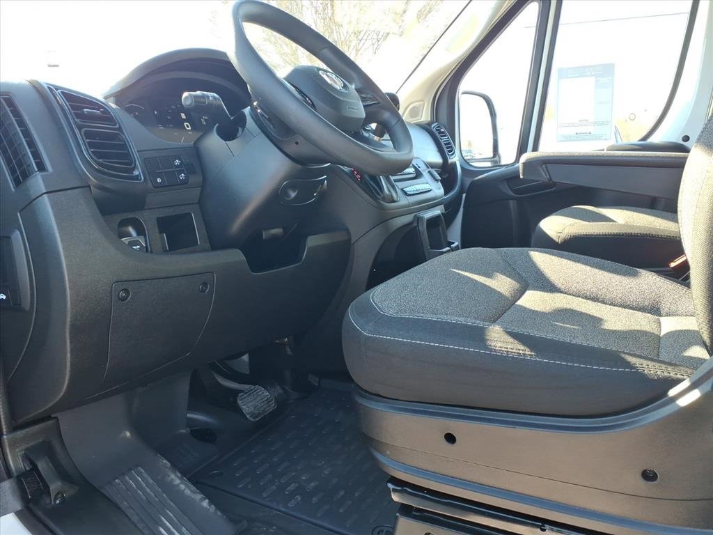 Used 2023 RAM ProMaster 2500 image 13