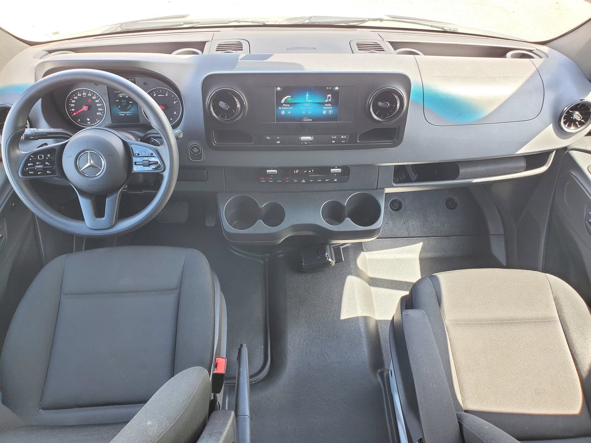 Used 2024 Mercedes-Benz Sprinter 2500 image 18