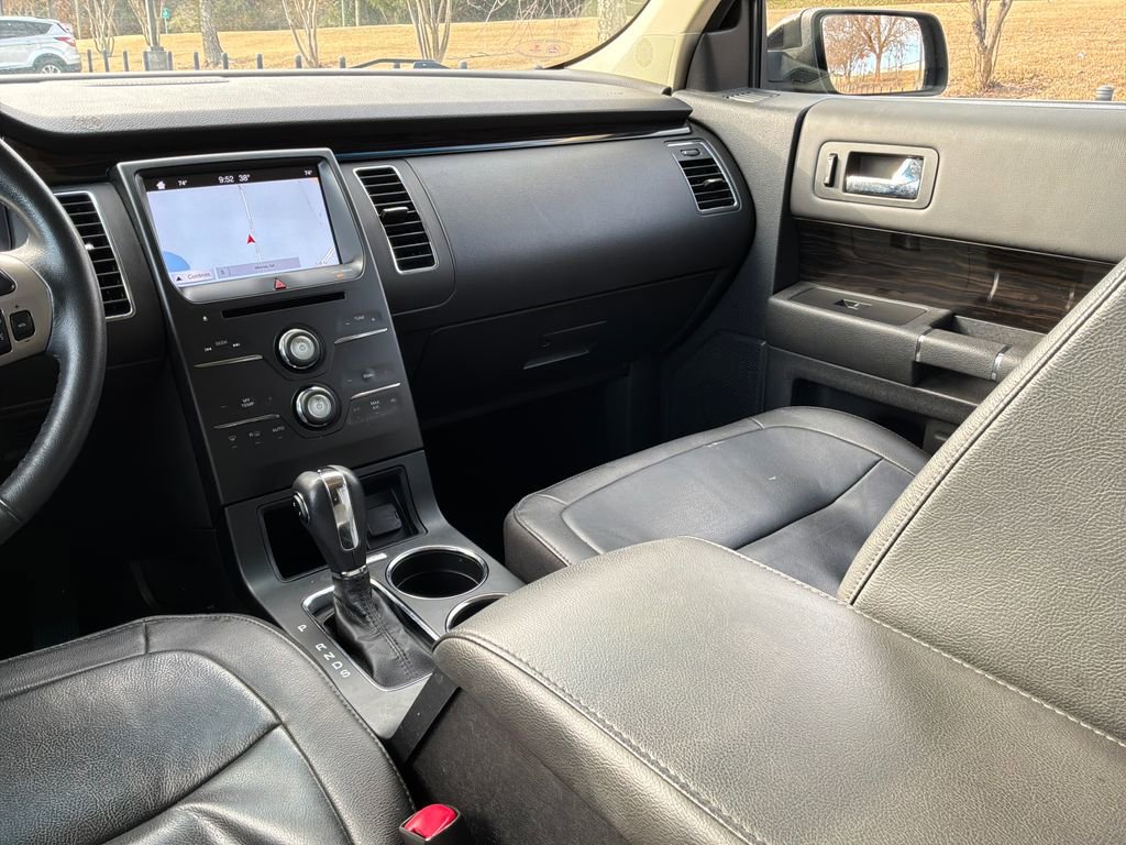 Used 2017 Ford Flex SEL w/ Equipment Group 202A image 28