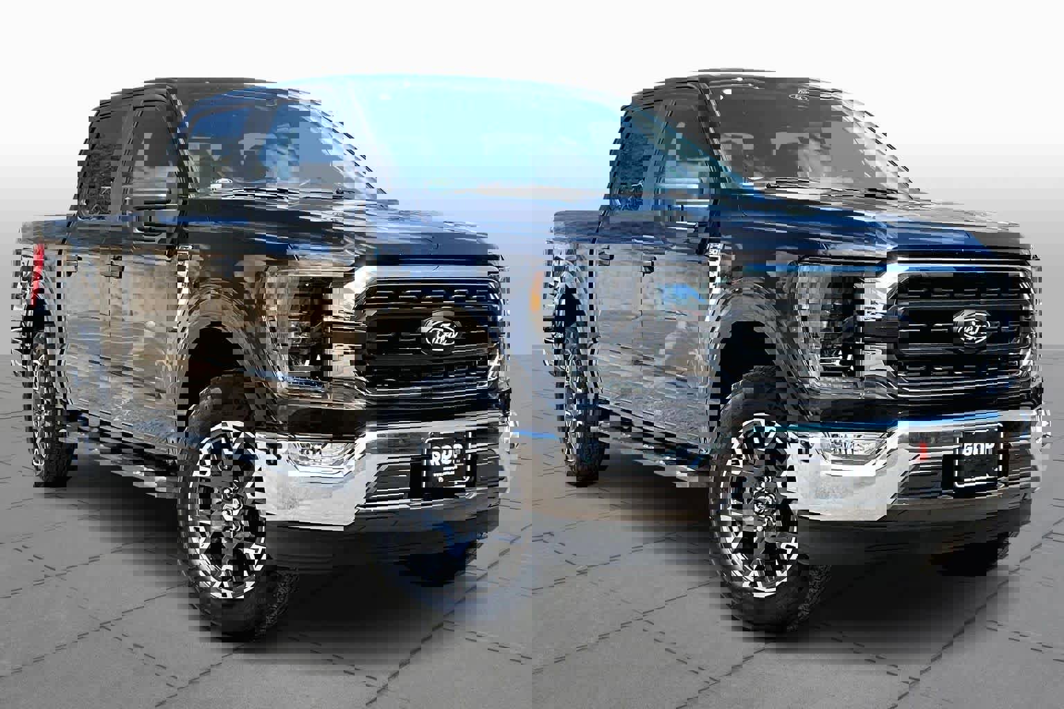 Used 2021 Ford F150 XLT image 3