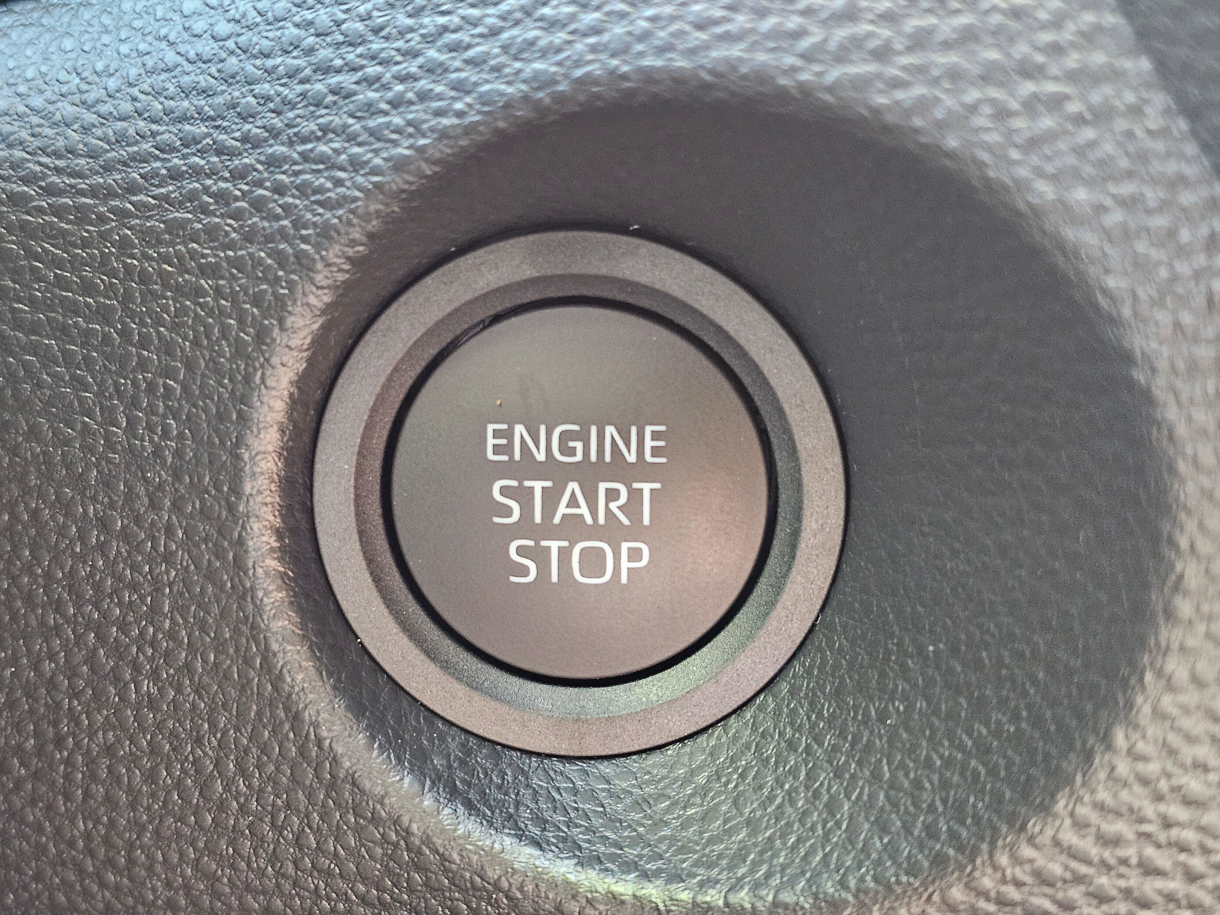 Used 2026 Toyota Corolla Cross XLE w/ Convenience Package image 26