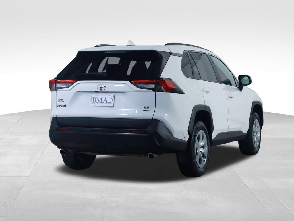 Used 2020 Toyota RAV4 LE w/ Carpet Mat Package AWD/4WD image 11