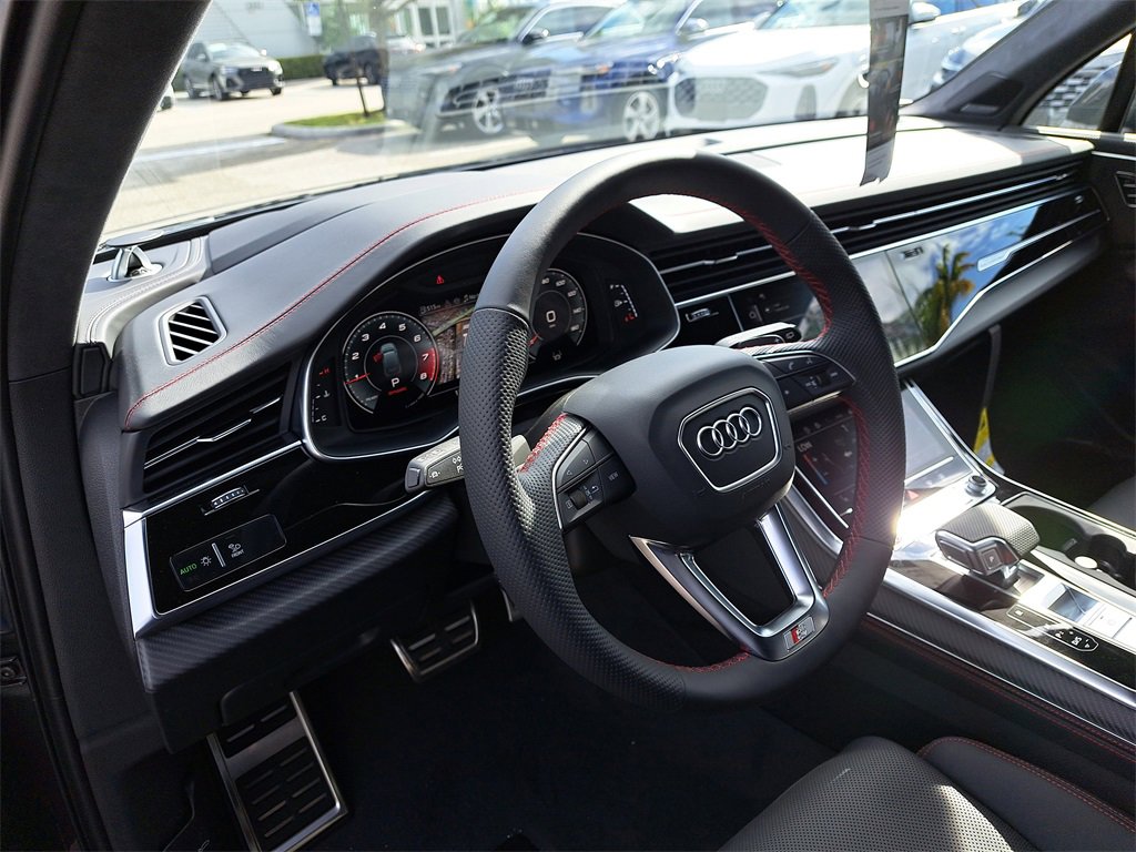 New 2026 Audi SQ7 Prestige image 6