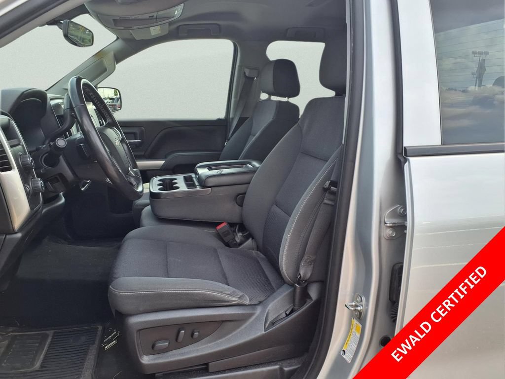 Used 2018 Chevrolet Silverado 1500 LT w/ All Star Edition AWD/4WD image 10