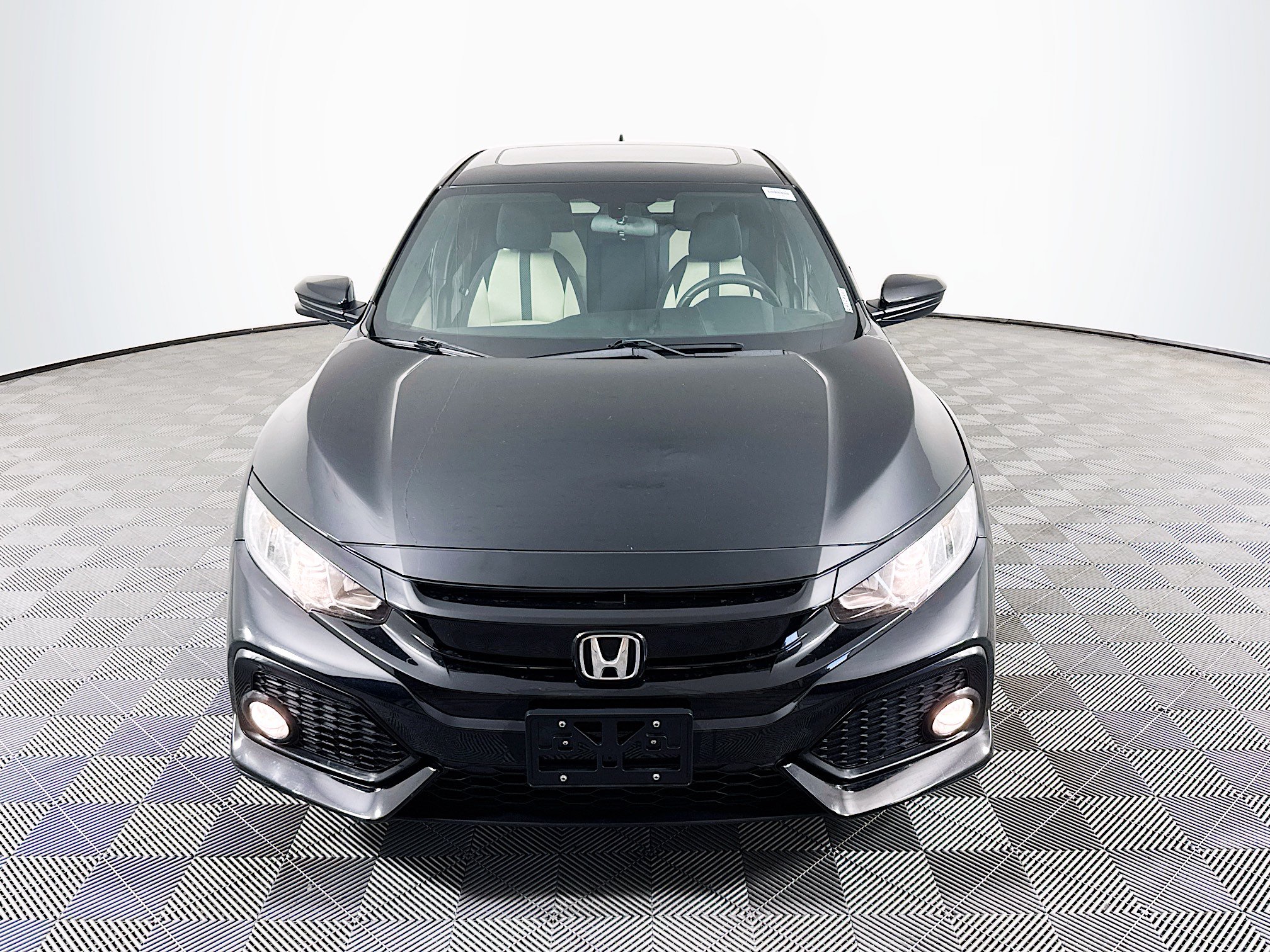 Used 2018 Honda Civic EX image 2