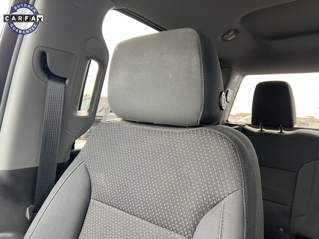 Used 2020 Chevrolet Silverado 1500 Custom w/ Custom Value Package image 18