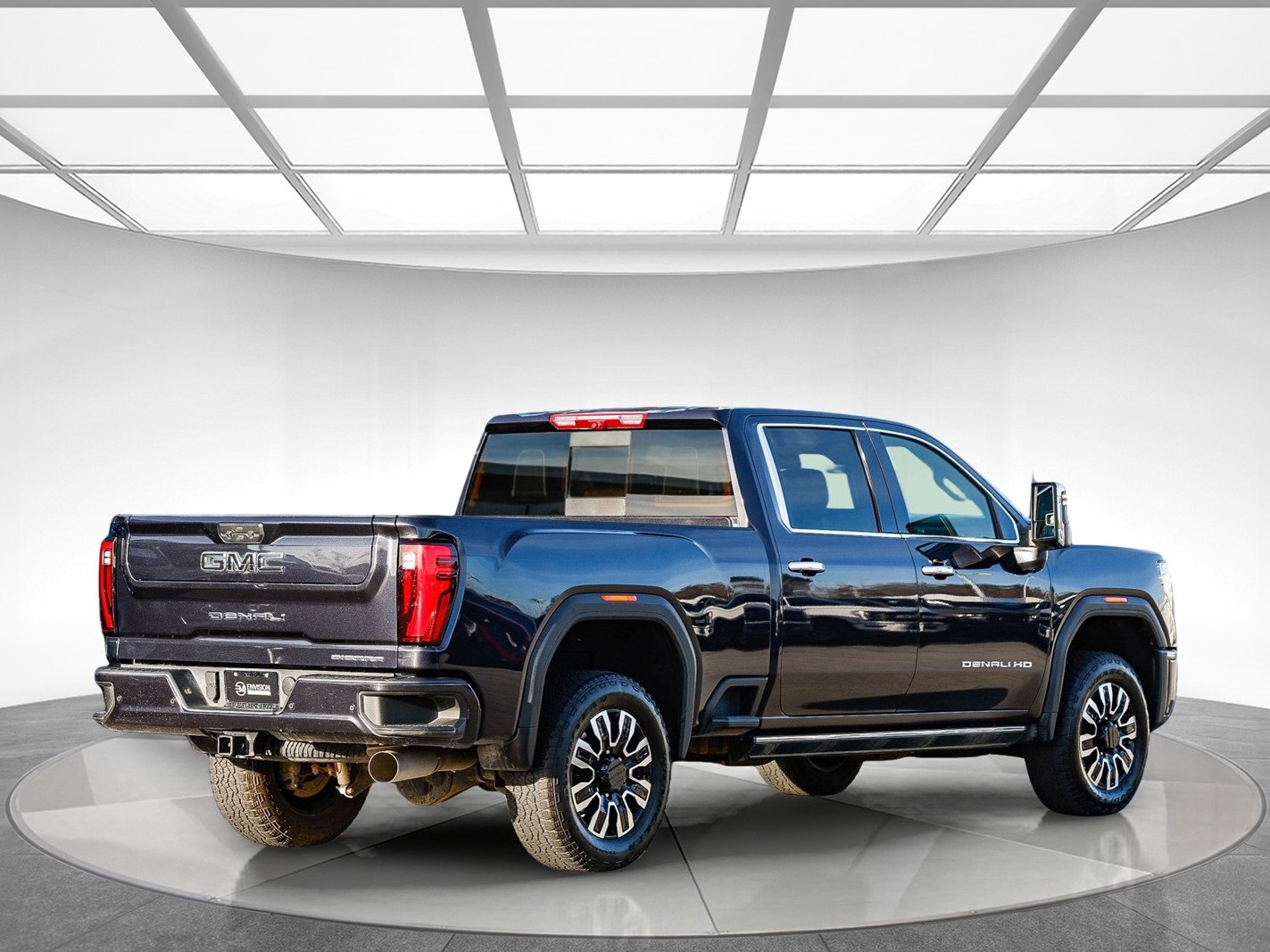Used 2024 GMC Sierra 2500 Denali Ultimate image 4