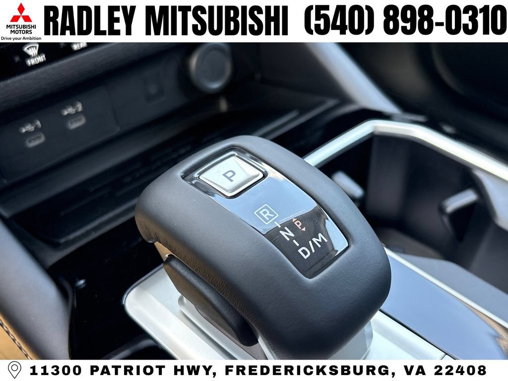 New 2026 Mitsubishi Outlander SE AWD/4WD image 10