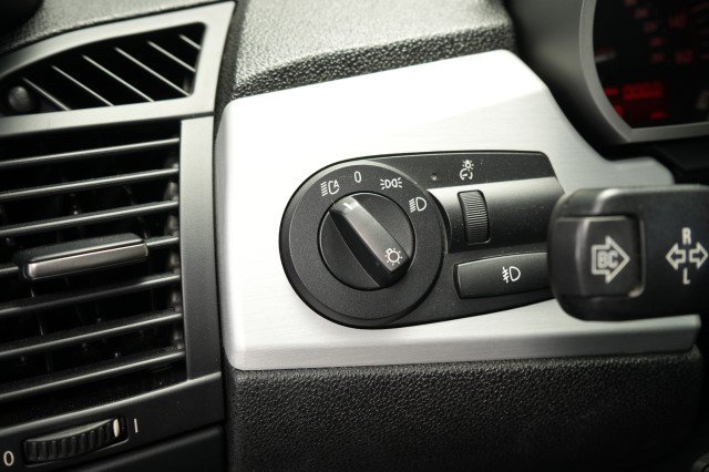 Used 2007 BMW Z4 3.0si RWD image 26