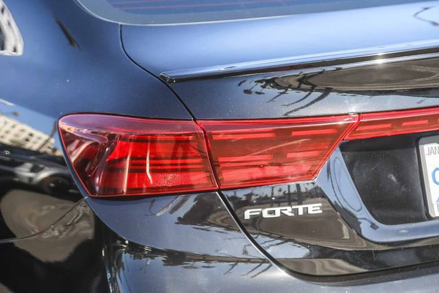 Used 2023 Kia Forte GT-Line w/ GT-Line Technology Package image 11