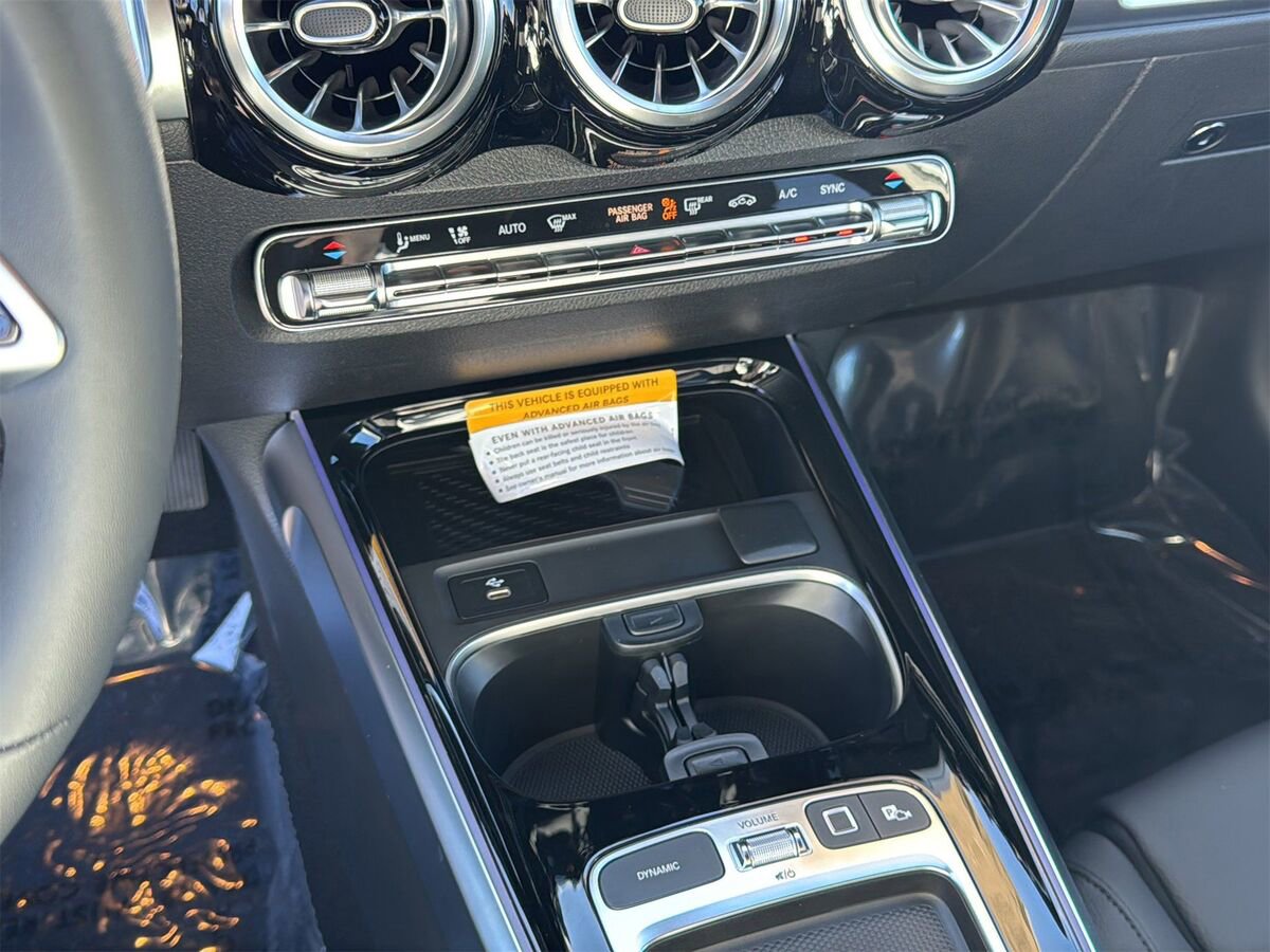 New 2026 Mercedes-Benz GLB 250 image 19