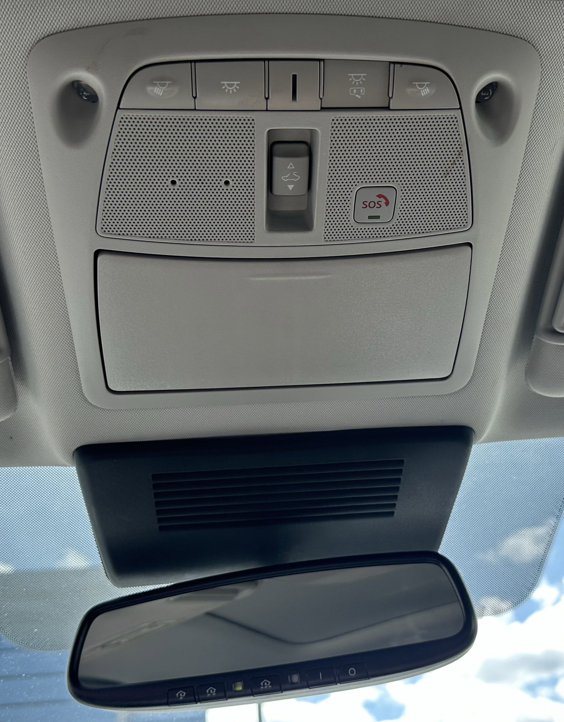 Used 2023 Nissan Armada SL image 37