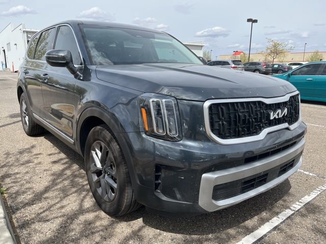 Used 2023 Kia Telluride LX FWD image 8