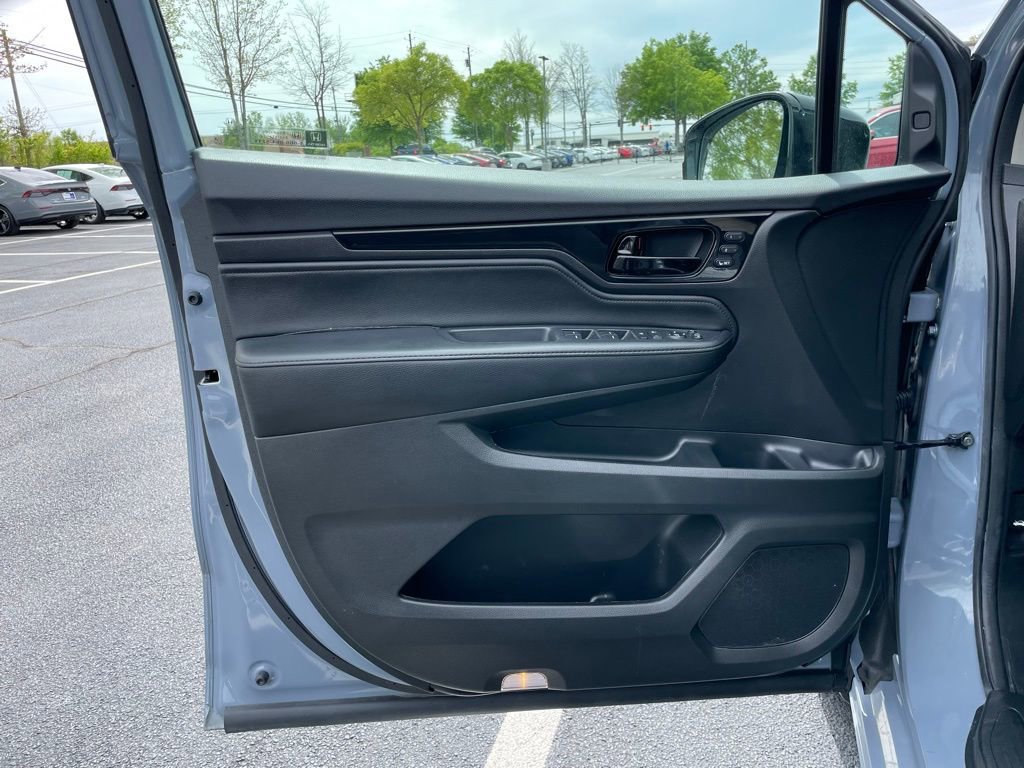Certified 2025 Honda Odyssey Elite image 24