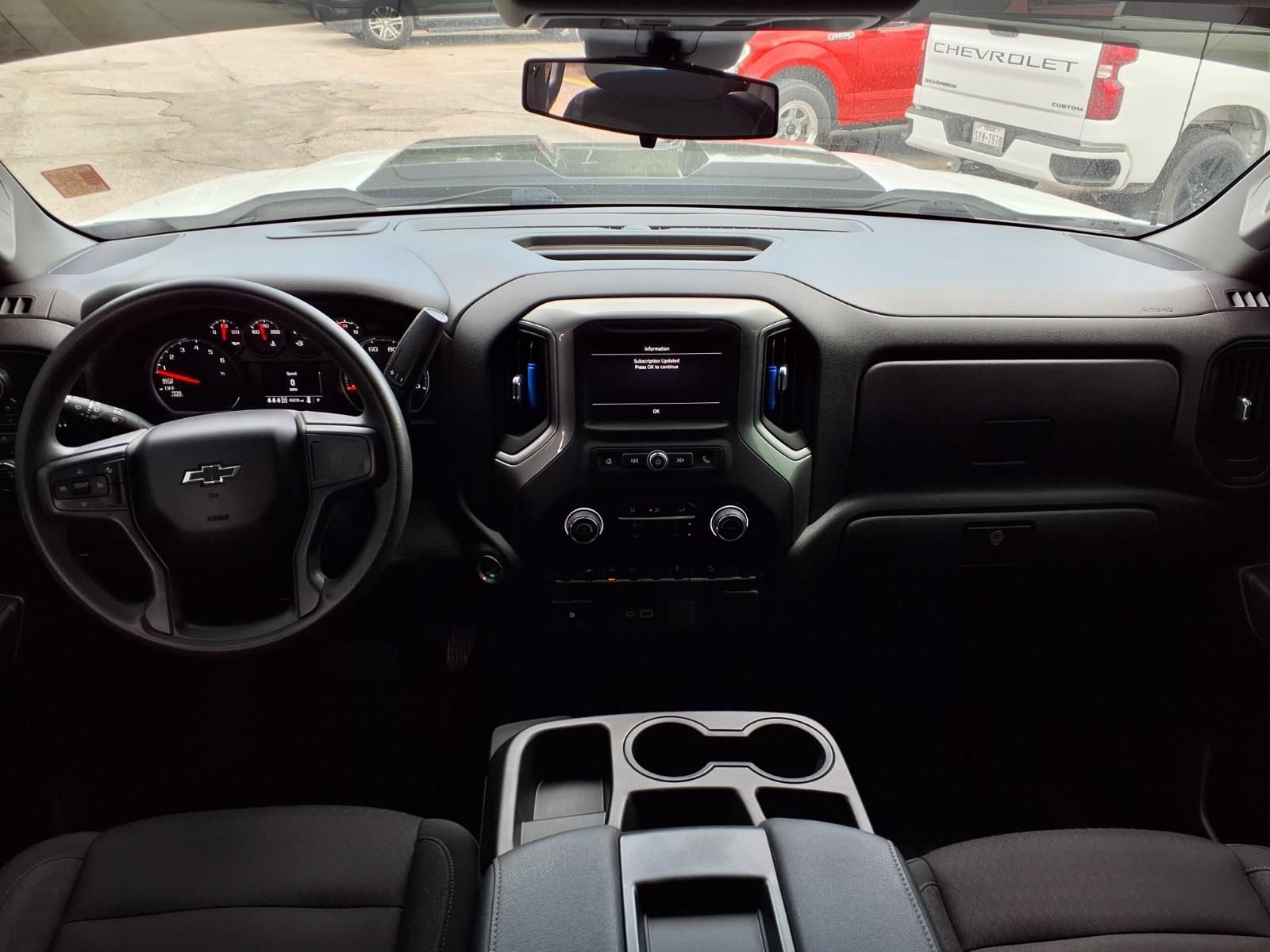 Used 2024 Chevrolet Silverado 1500 Custom Trail Boss w/ LPO, Dark Essentials Package AWD/4WD image 3