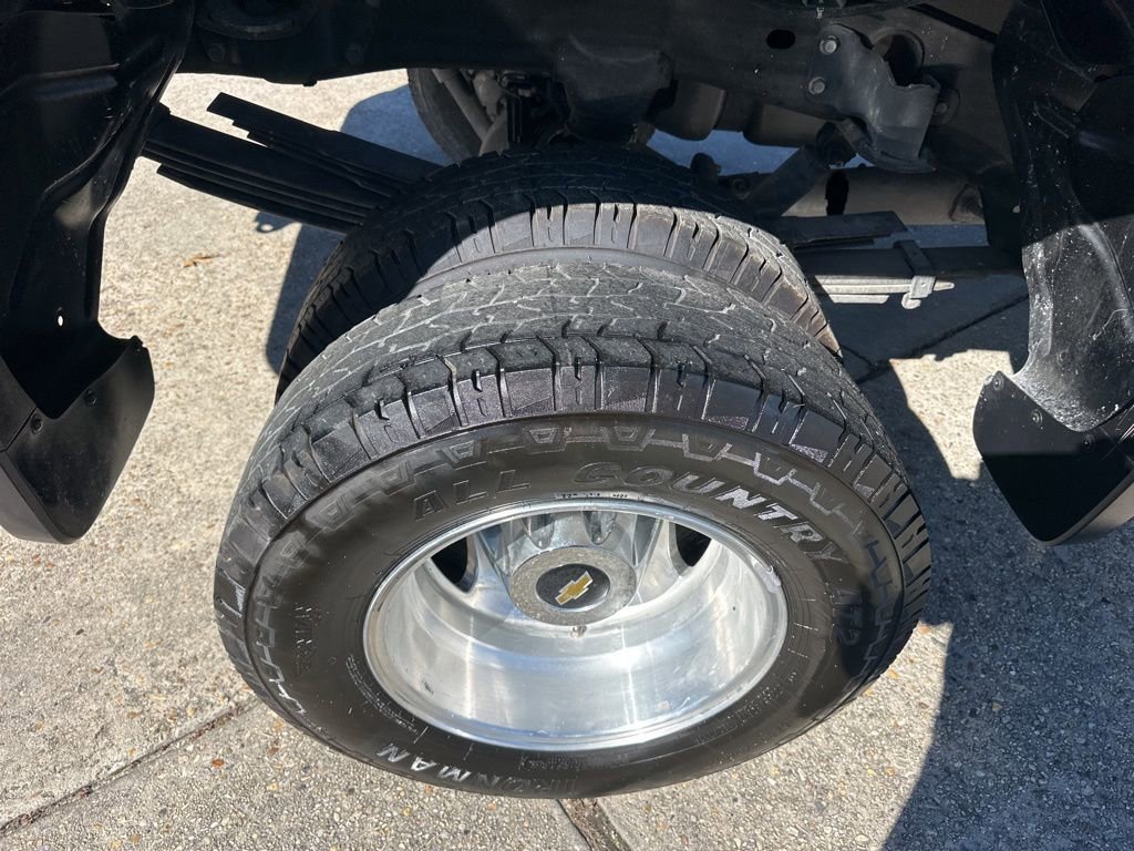 Used 2022 Chevrolet Silverado 3500 High Country w/ Safety Package II image 16