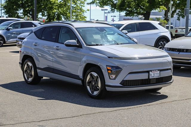 Certified 2024 Hyundai Kona SEL FWD image 6