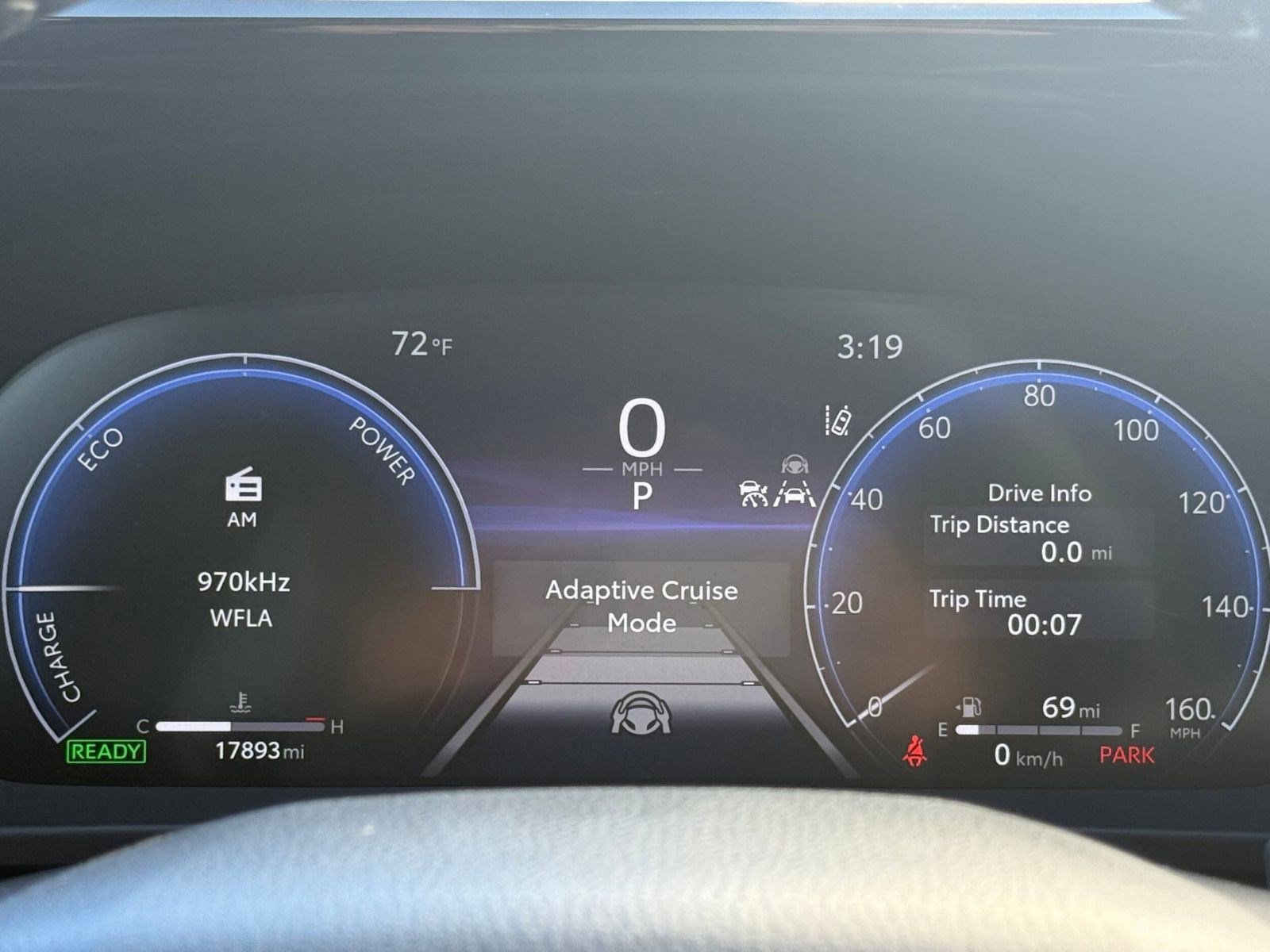 Used 2025 Toyota Crown Signia image 19