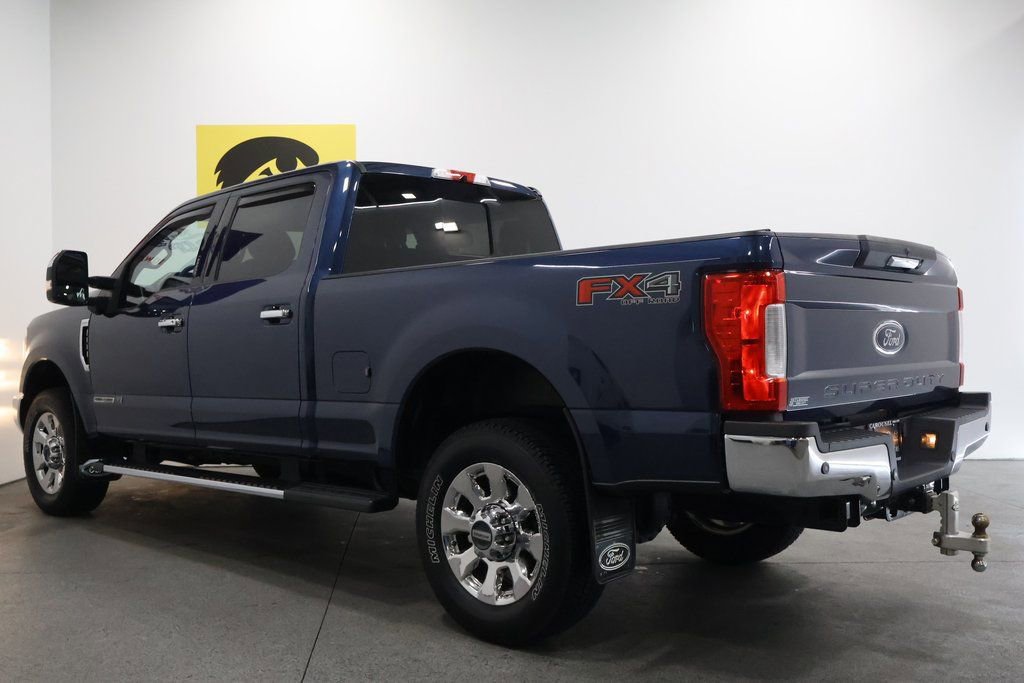 Used 2019 Ford F350 Lariat w/ Chrome Package image 9