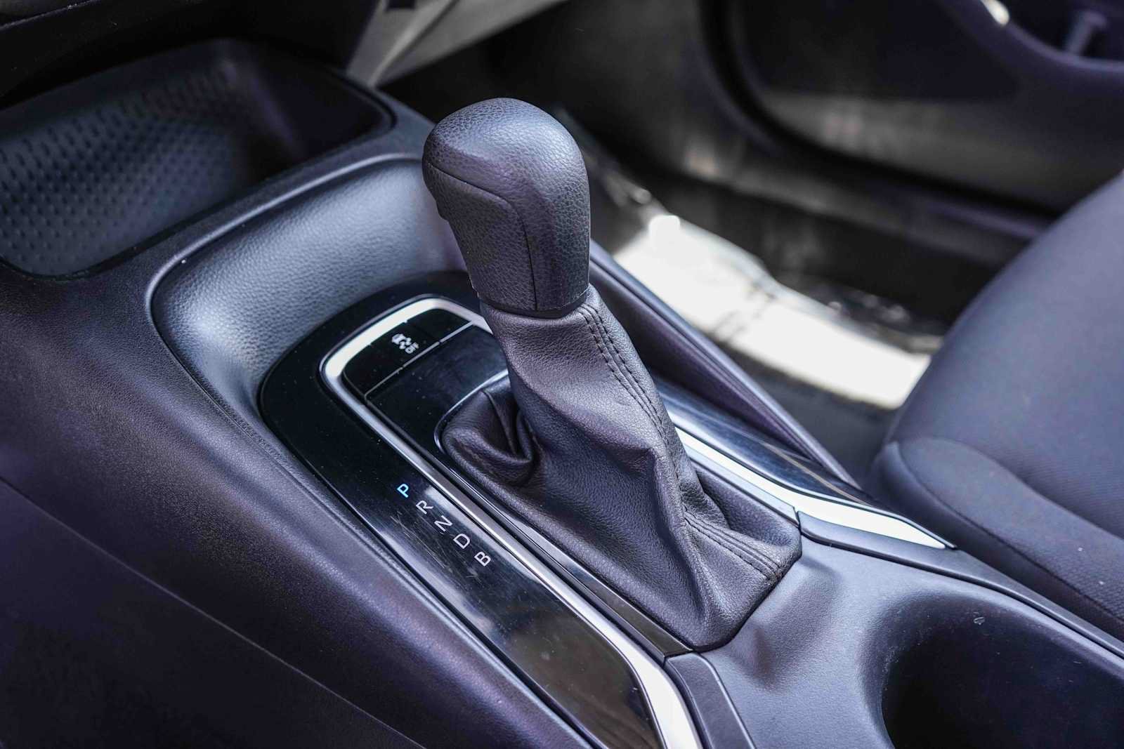 Used 2023 Toyota Corolla LE FWD image 18