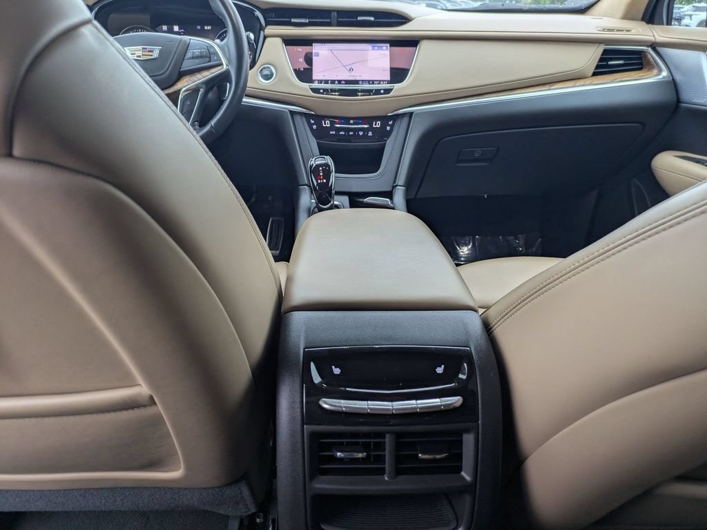 Used 2023 Cadillac XT5 Sportv w/ Platinum Package AWD/4WD image 32