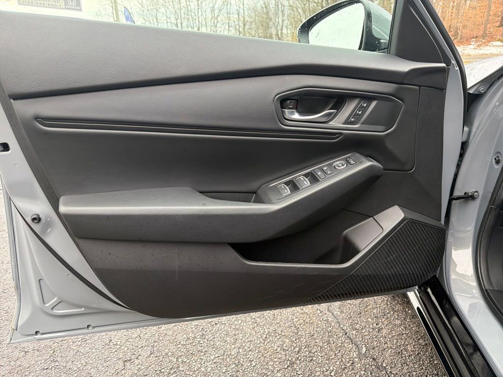 Used 2025 Honda Accord EX-L image 13