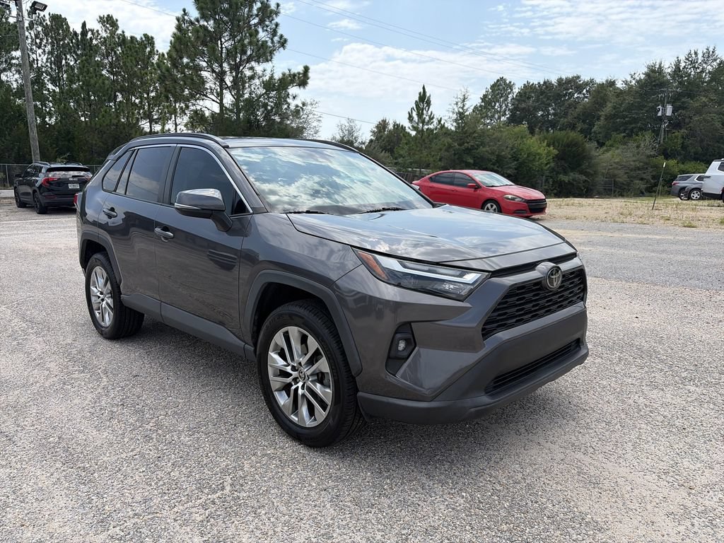 Used 2022 Toyota RAV4 XLE Premium FWD image 8