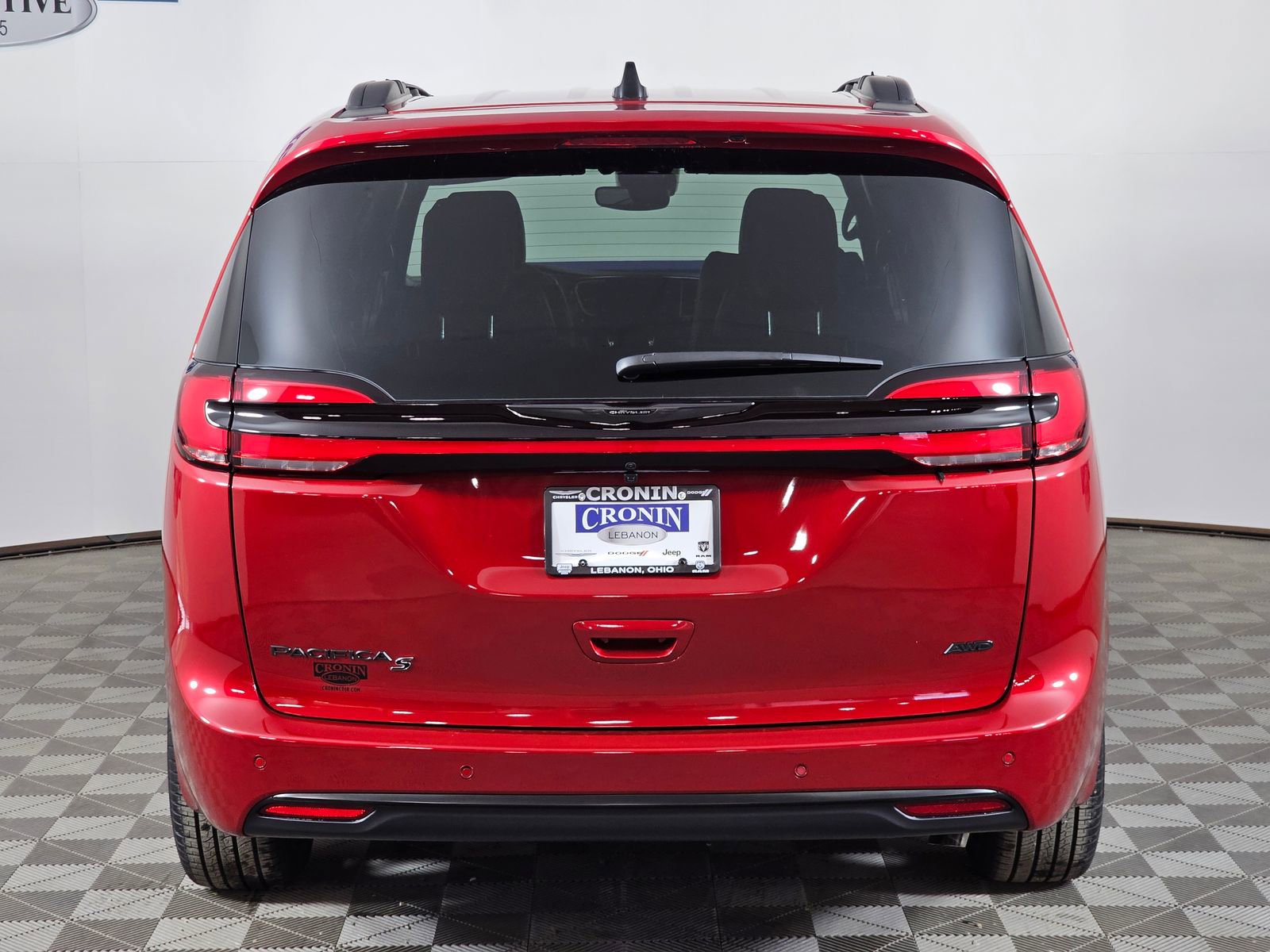 New 2026 Chrysler Pacifica Select w/ S Appearance Package AWD/4WD image 3