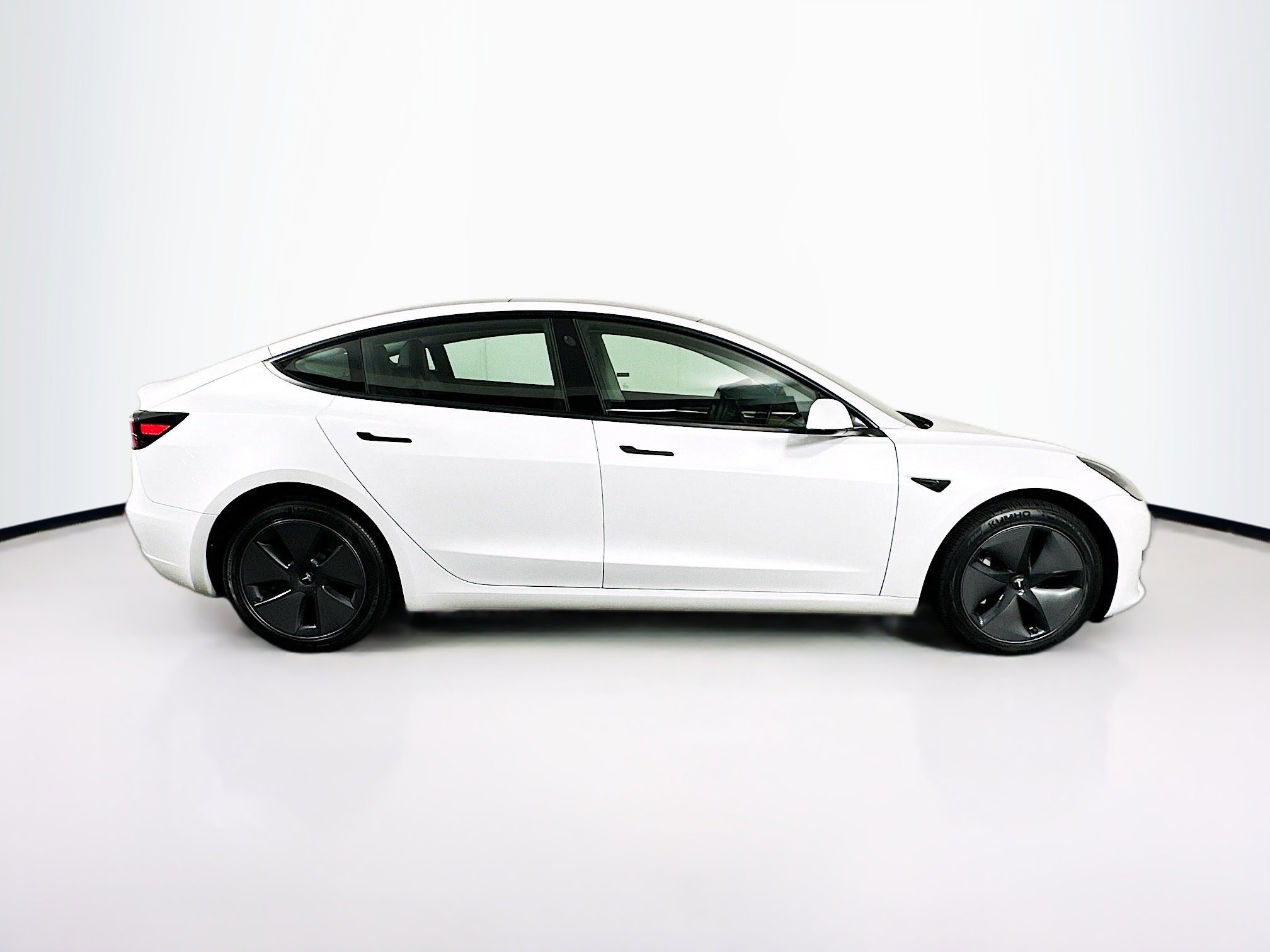 Used 2023 Tesla Model 3 Standard Range RWD image 10