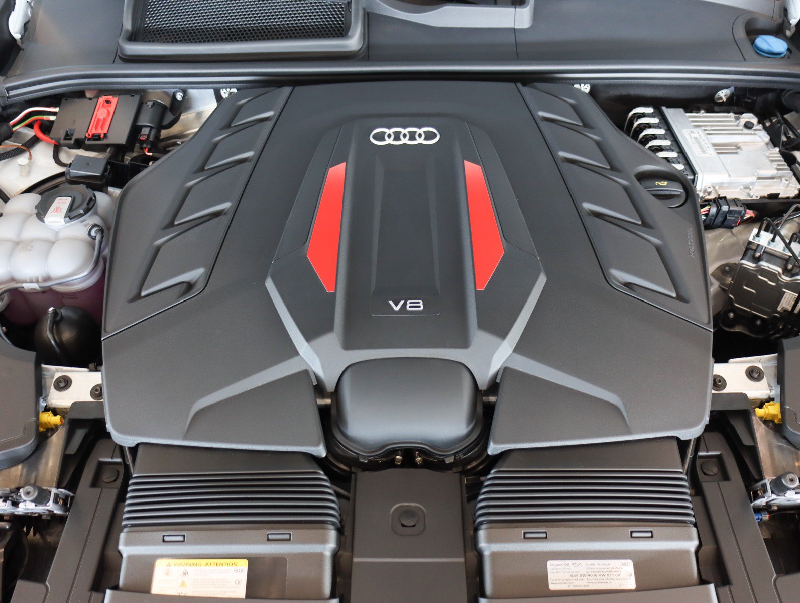 New 2026 Audi SQ8 Prestige AWD/4WD image 4