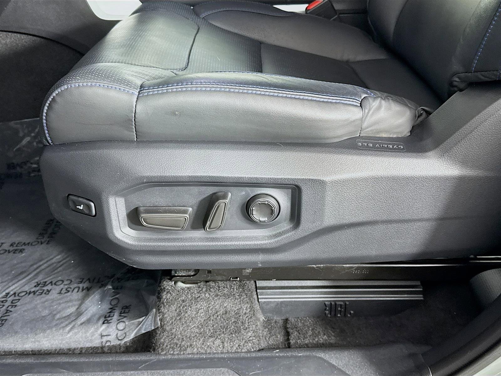 Used 2025 Toyota Sequoia Platinum AWD/4WD image 21