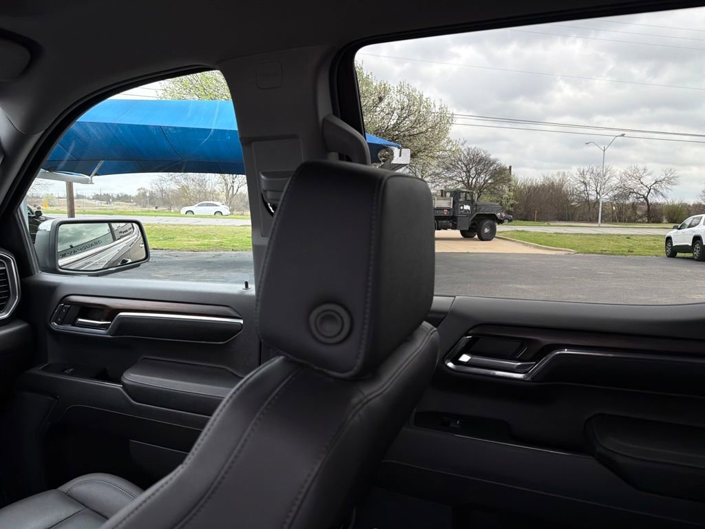 Used 2024 GMC Sierra 1500 SLT image 29