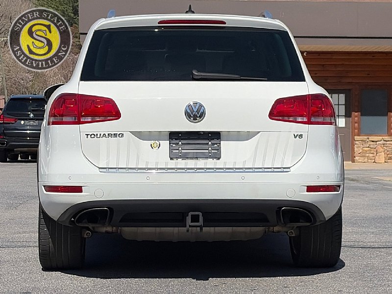 Used 2013 Volkswagen Touareg Executive image 5
