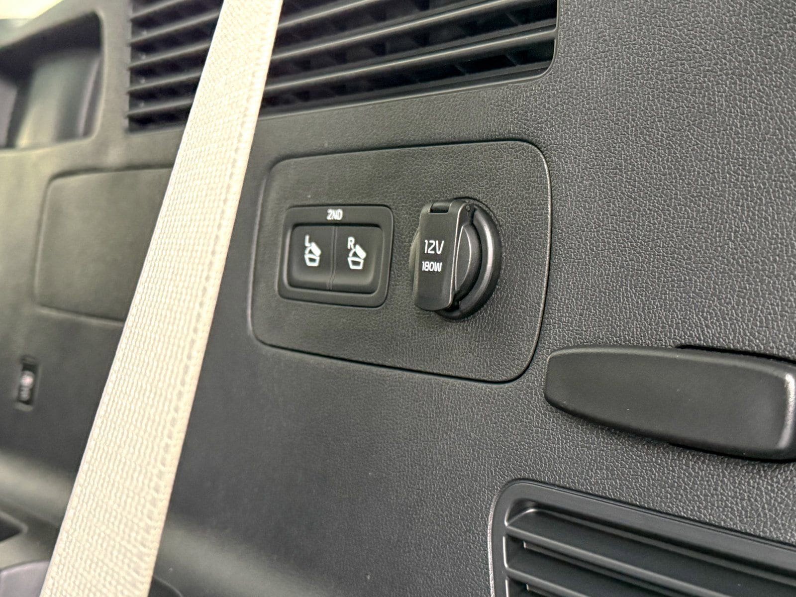 New 2026 Kia Sorento S w/ S Panoramic Sunroof Package image 40