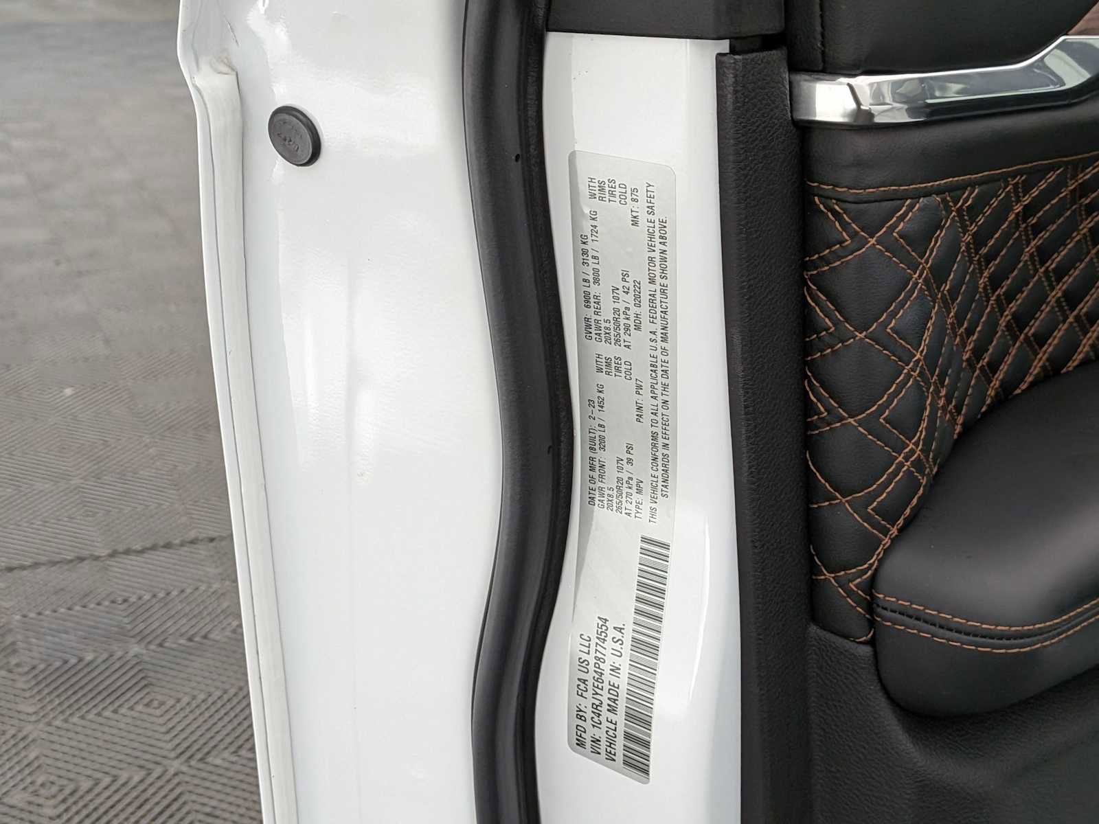 Used 2023 Jeep Grand Cherokee Summit w/ Advanced Protech Group IV image 38