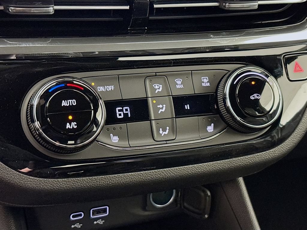 New 2026 Buick Envista Sport Touring w/ Convenience I Package FWD image 16