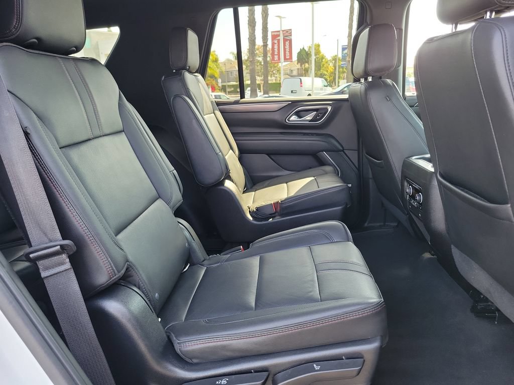Used 2021 Chevrolet Tahoe RST w/ Luxury Package RWD image 21