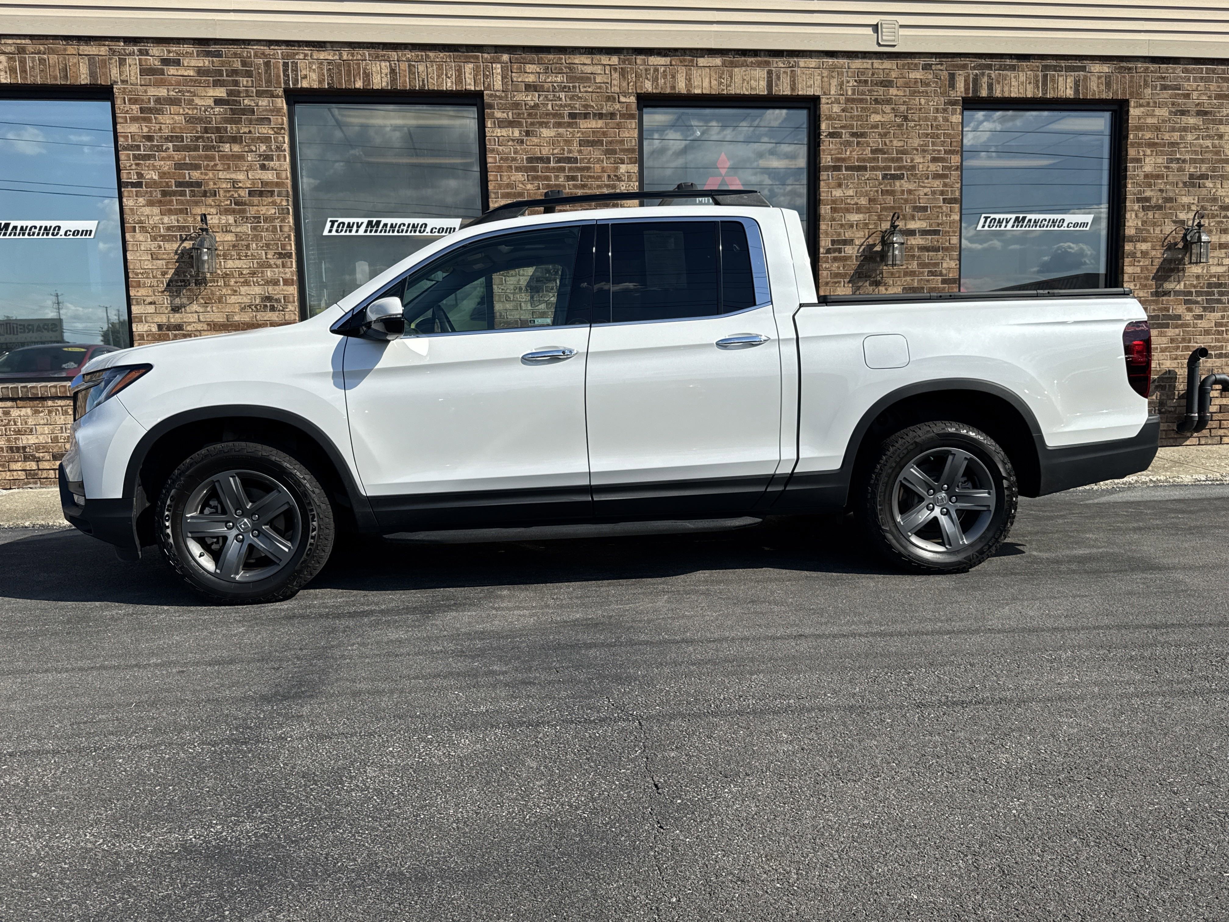 Used 2022 Honda Ridgeline RTL-E image 2