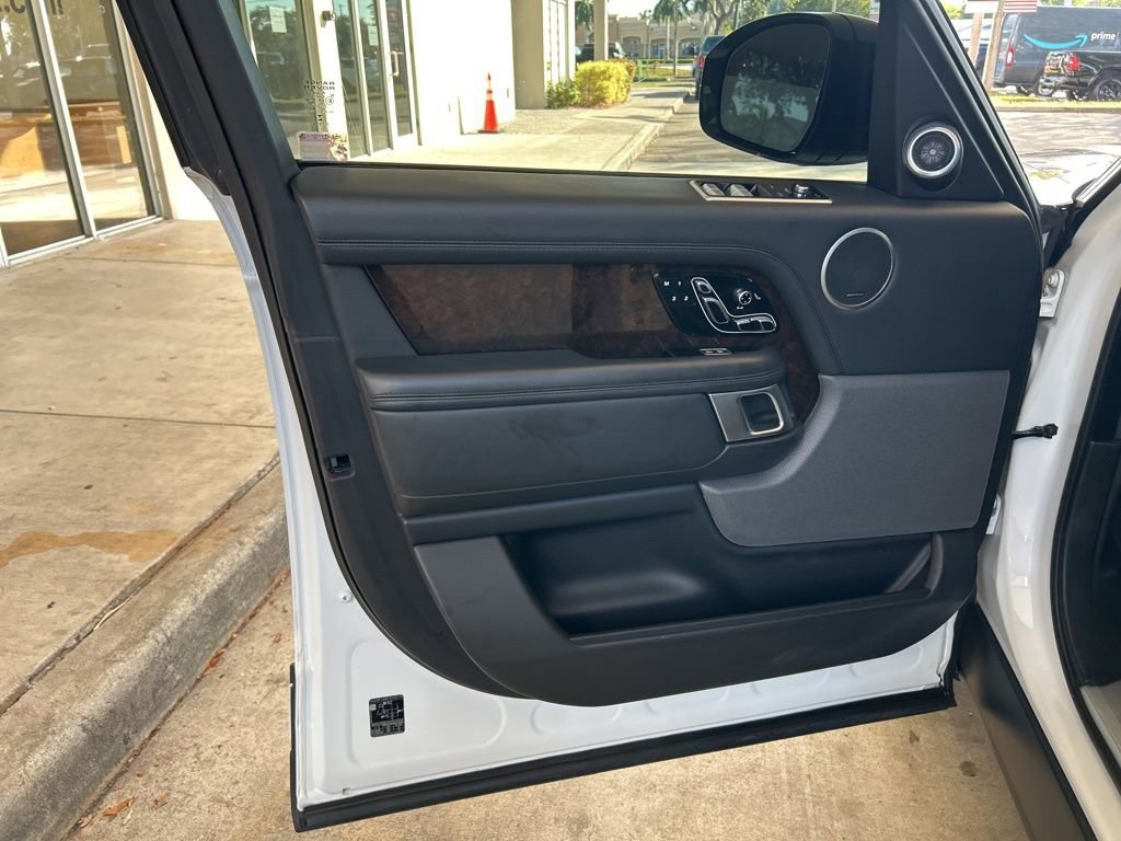 Used 2022 Land Rover Range Rover Westminster Edition image 48