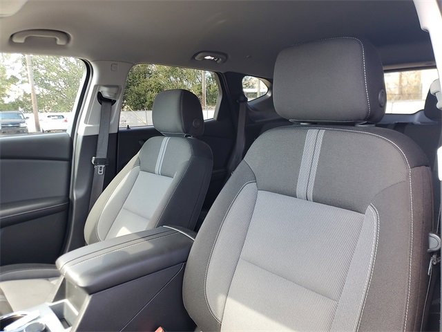 Used 2025 Chevrolet Blazer LT image 12