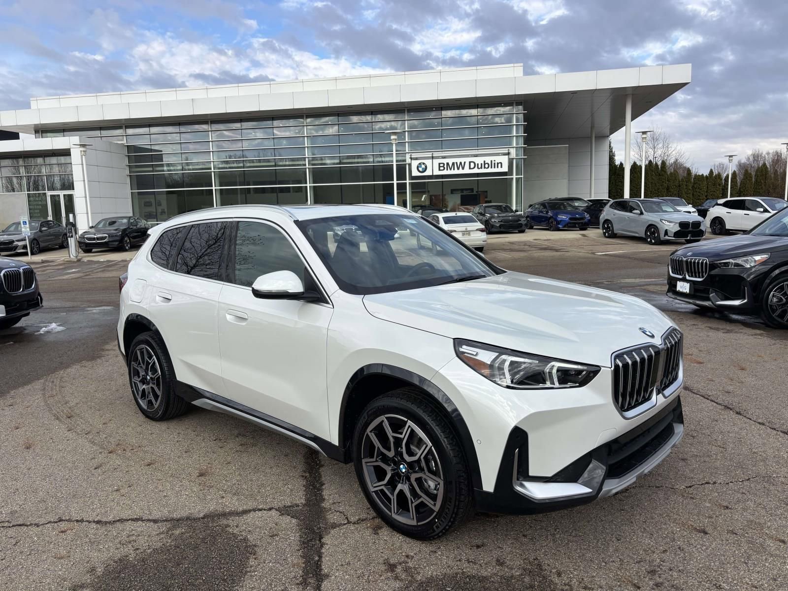 New 2026 BMW X1 xDrive28i w/ Technology Package AWD/4WD image 1